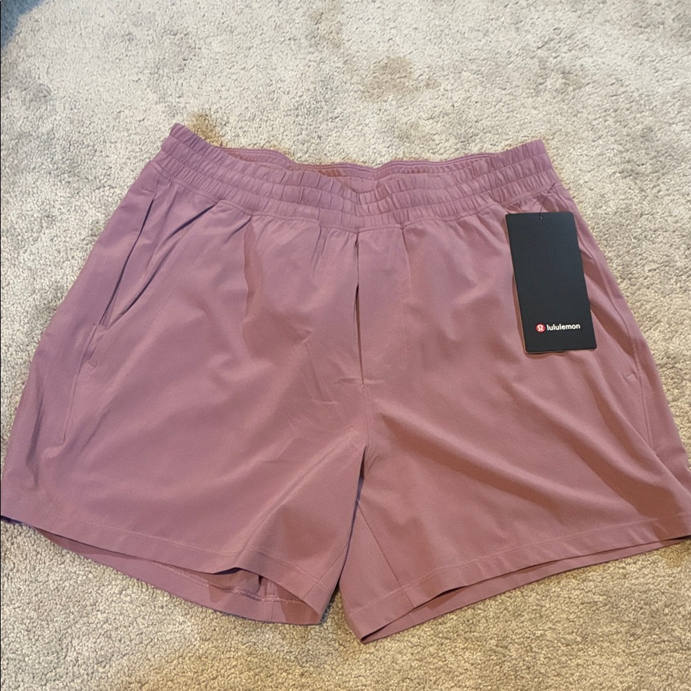 Lululemon Pace Breaker Lined Short 5"